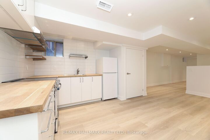 Property Photo:  38 Halton Street  ON M6J 1R3 