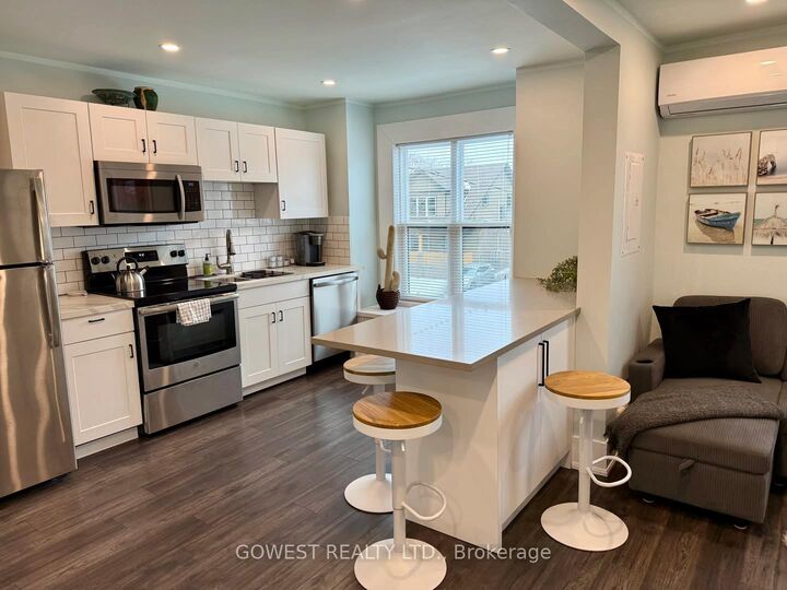 Property Photo:  29 Cliff Avenue 2  ON L8V 2S1 