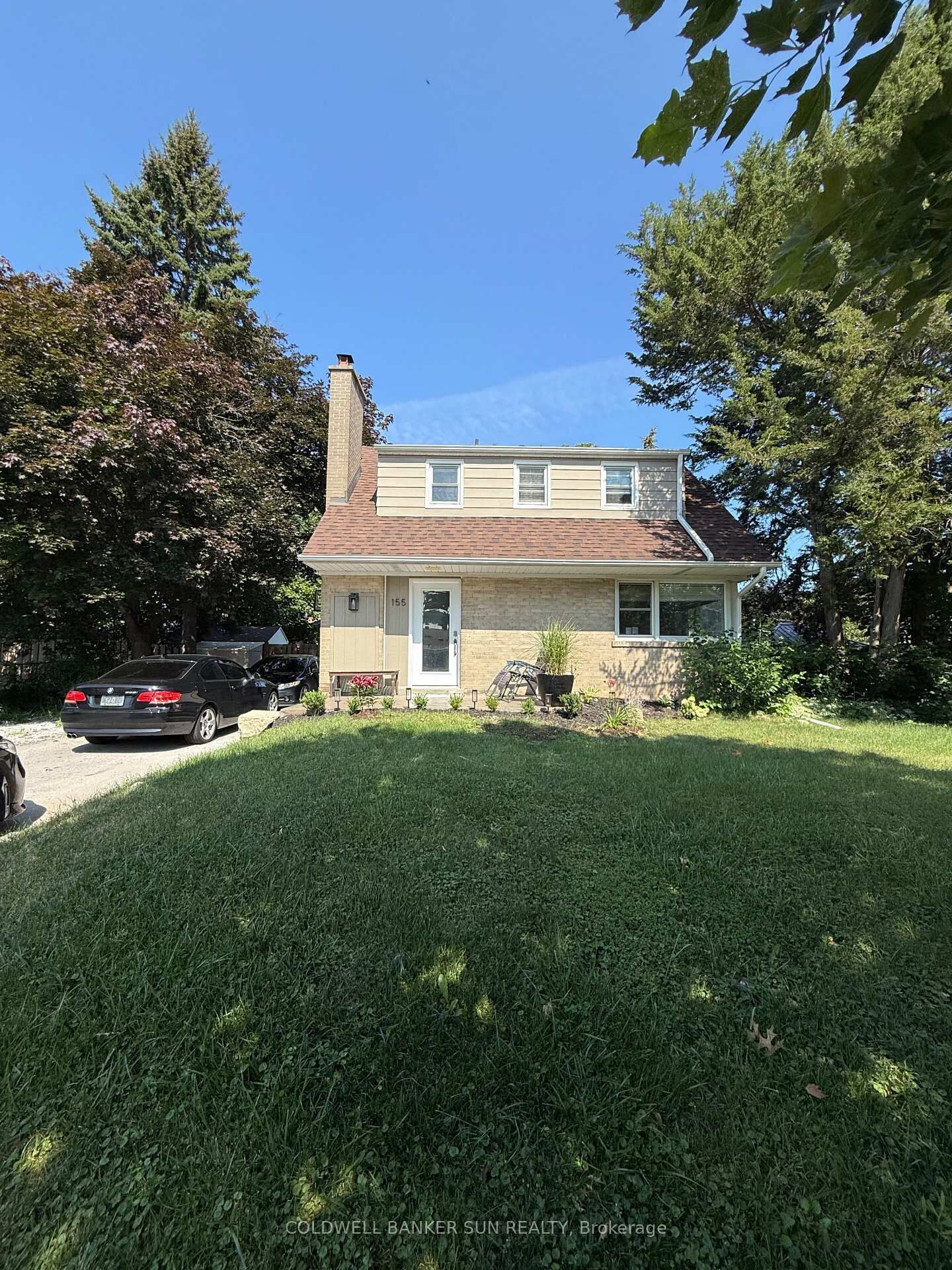 Property Photo:  155 Heslop Street Lower  ON L9T 1B5 