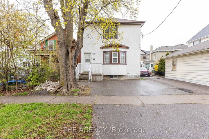 63 Hogarth Street — photo 1