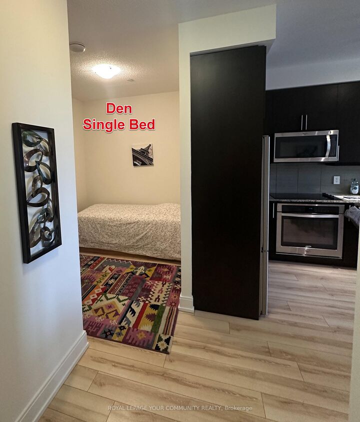 Property Photo:  9600 Yonge Street 515B  ON L4C 0X3 