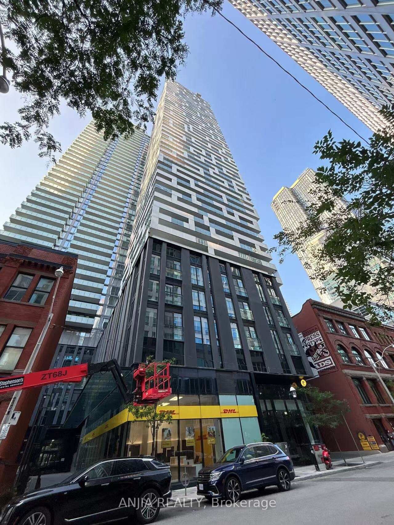 Property Photo: 20 Lombard Street 4105 ON M5C 0A7
