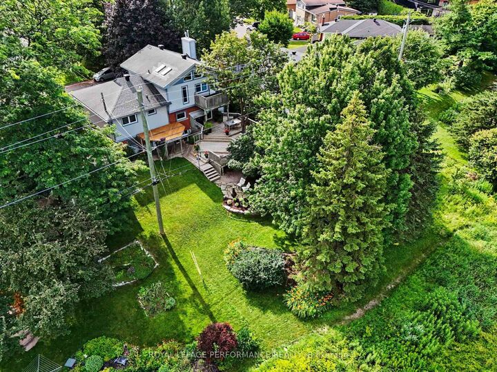 Property Photo:  1208 Cline Crescent  ON K2C 2P2 