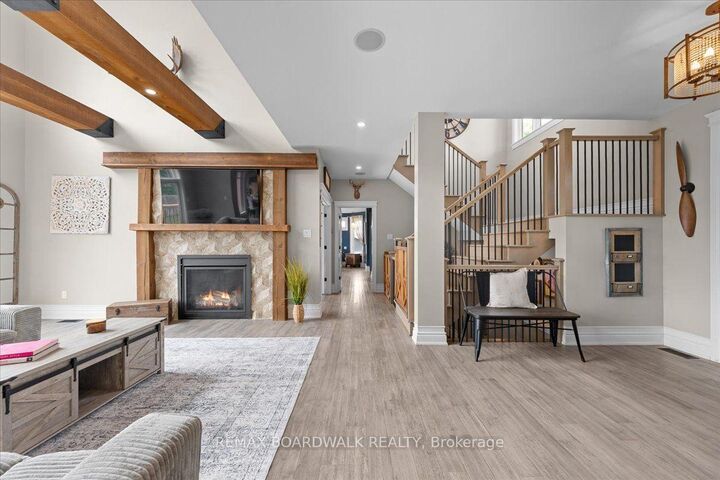 Property Photo:  225 Hillcrest Drive  ON K0A 1A0 