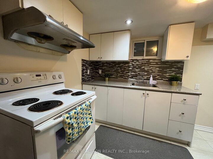 Property Photo: 564 McCowan Road Bsmnt ON M1J 1J8