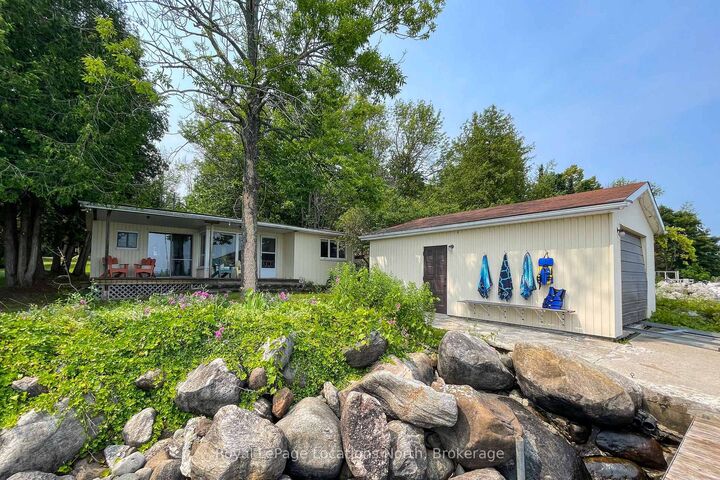 Property Photo: 271 Cedar Avenue ON N4L 1W5