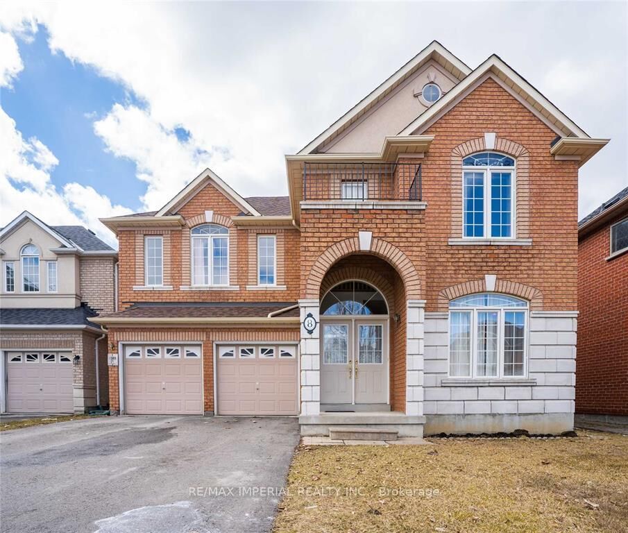 Property Photo:  8 Harlequin Court Bsmt  ON L4S 2K7 
