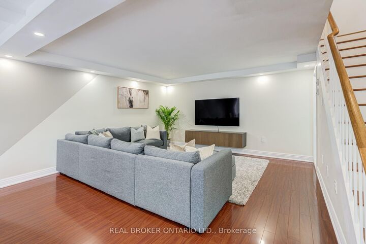 Property Photo: 130 Ling Road 62 ON M1E 4V9
