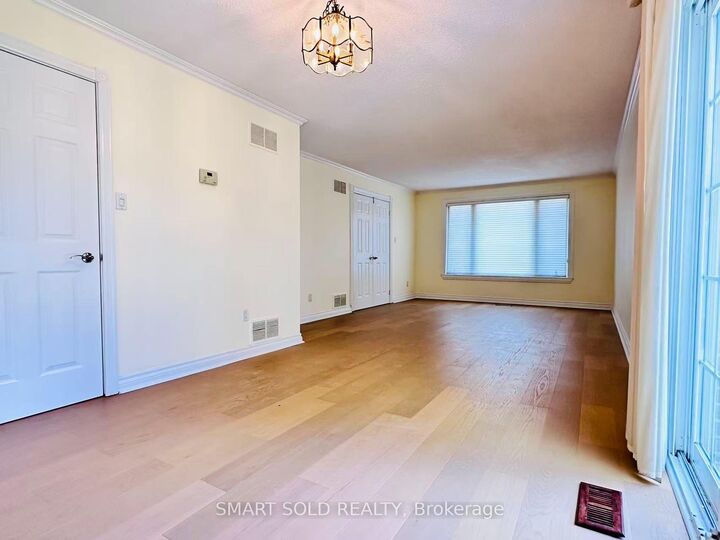 Property Photo:  22 Hemingway Crescent W/ Sep. Ent. Bsm  ON L3R 2A4 