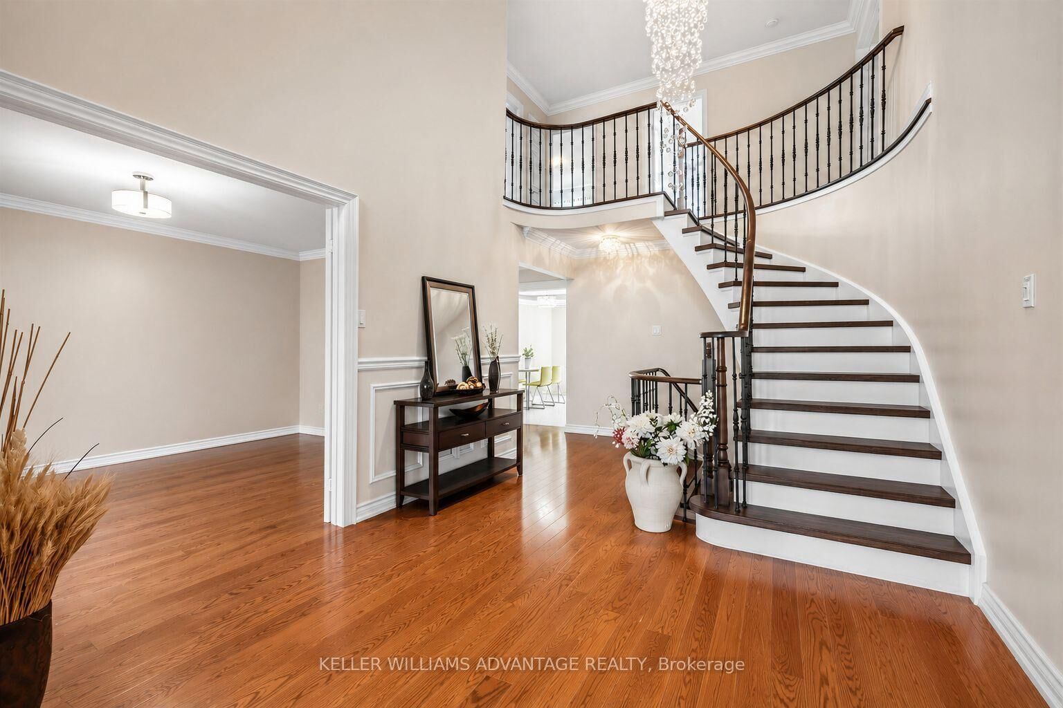 Property Photo:  73 Highglen Avenue  ON L3R 8R1 