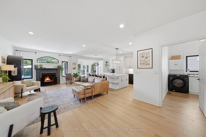 Property Photo:  395 Foxtail Avenue  ON L3C 7N7 
