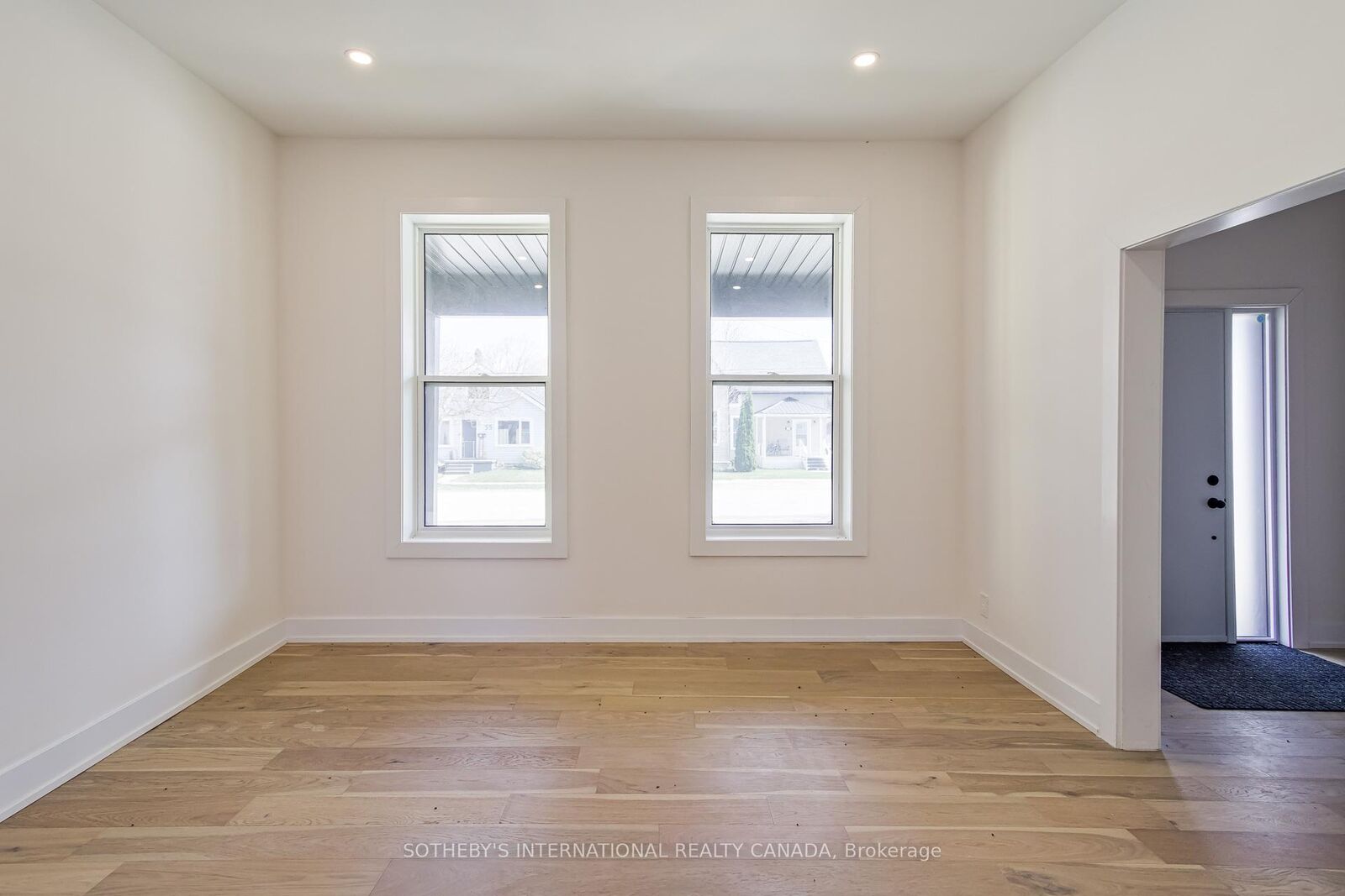 Property Photo:  64 Birch Street  ON L9Y 2V1 