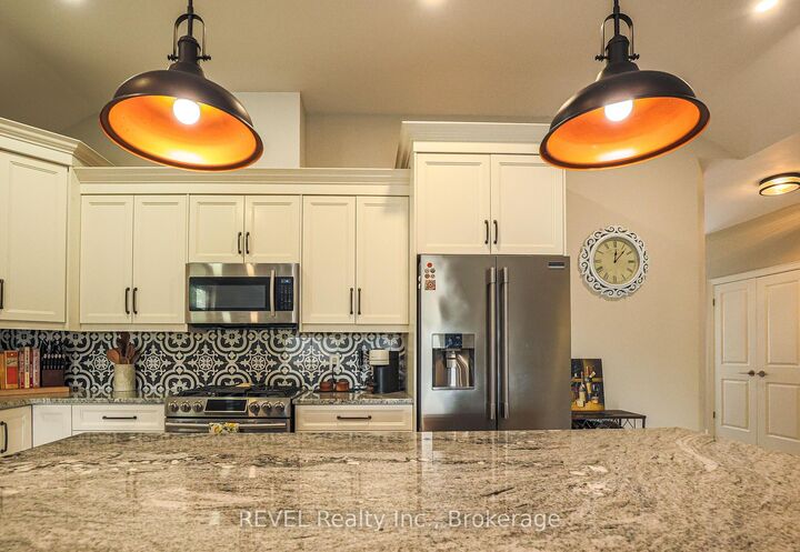 15 Willowbrook Drive — photo 1
