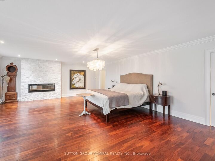 70 Lake Shore Drive — photo 1