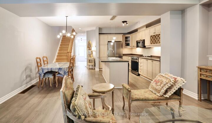 Property Photo: 2401 Fifth Line W 8 ON L5K 1V9