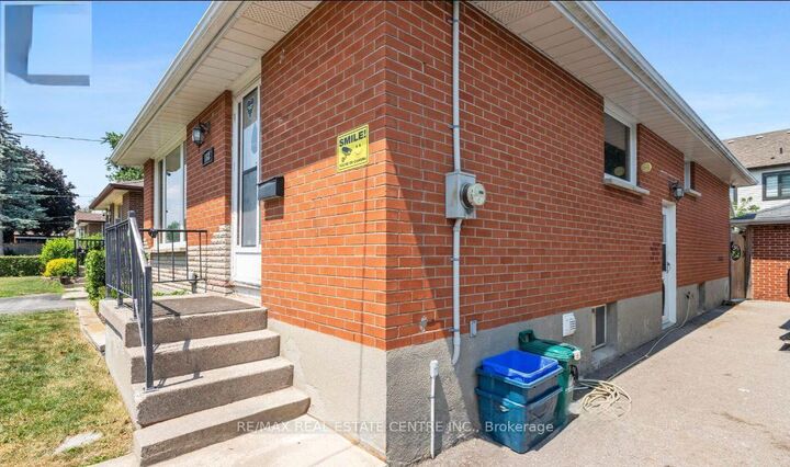 Property Photo: 768 Olive Avenue ON L1H 2S3