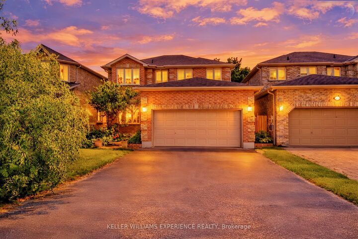 Property Photo: 43 Dunnett Drive ON L4N 0J7