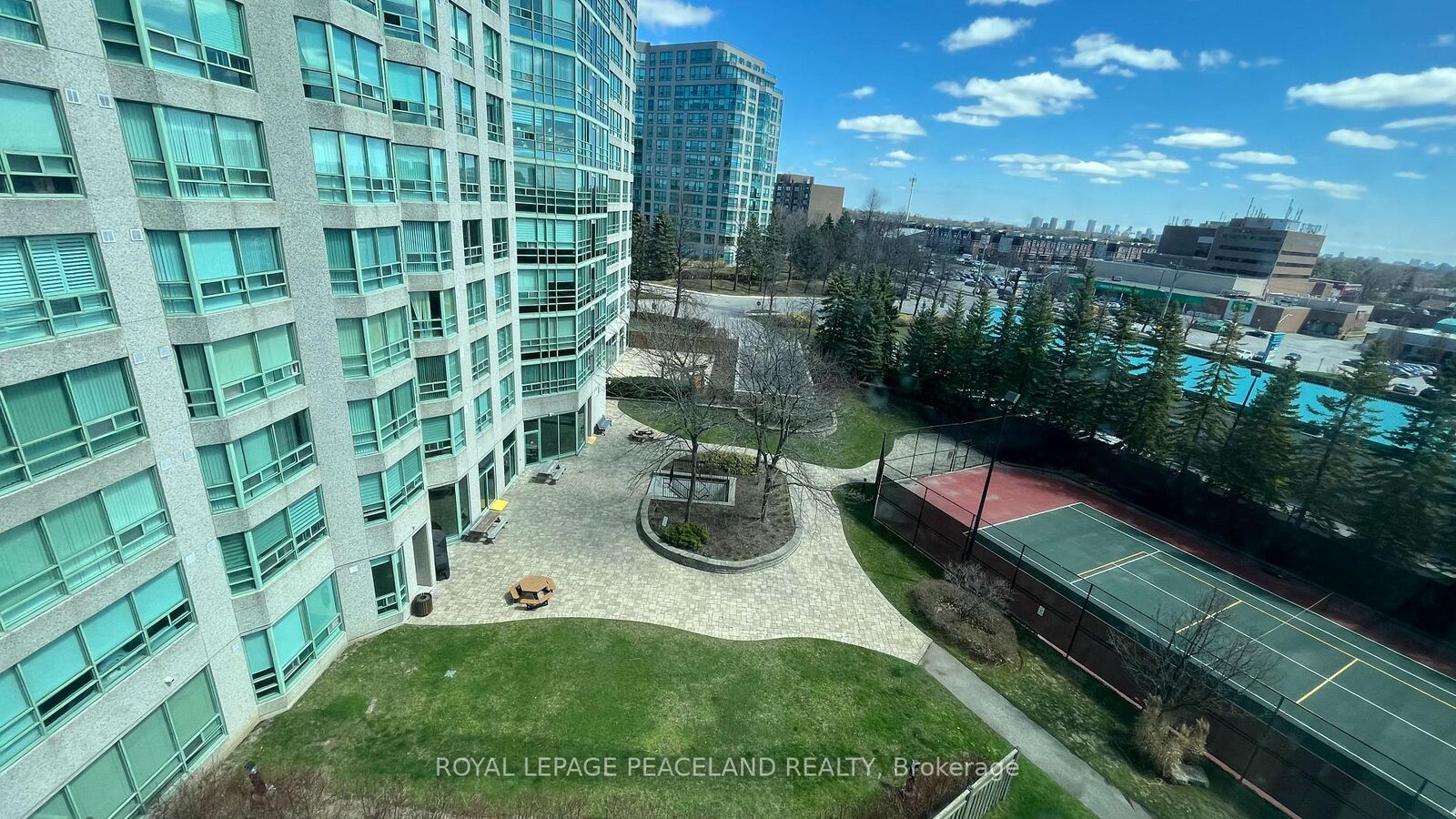 Property Photo:  7805 Bayview Avenue 618  ON L3T 7N1 