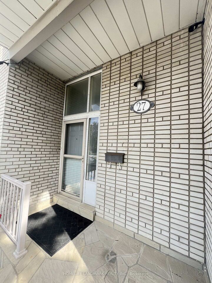 Property Photo: 27 Tillplain Road ON M3H 5R1