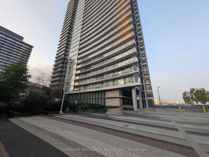 121 McMahon Drive 3609 — photo 1