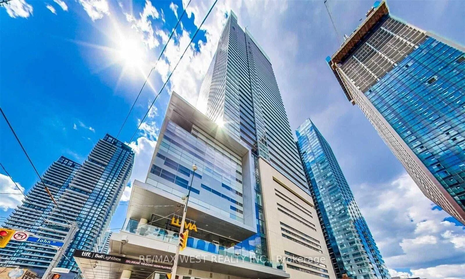 Property Photo:  80 John Street 4405  ON M9N 1J7 
