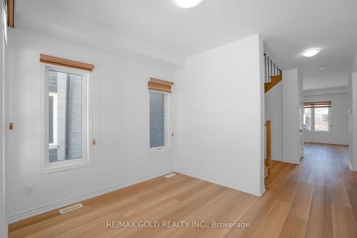 Property Photo: 222 Pilkington Street ON L2V 0N5
