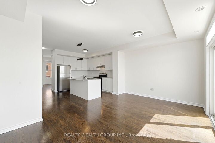 Property Photo:  7 City Park Circle  ON L4L 0H2 