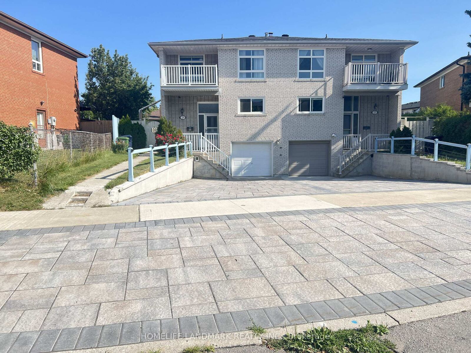 Property Photo: 29 Tillplain Road ON M3H 5R1
