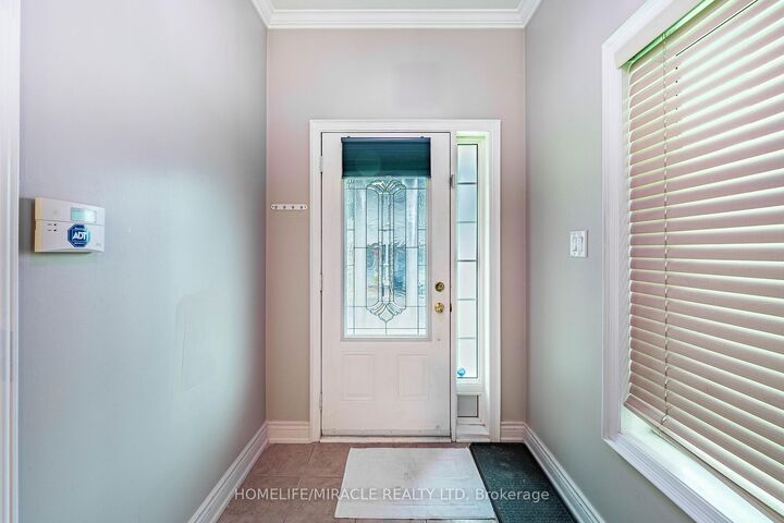 Property Photo: 419 Rossland Road E ON L1Z 0M7