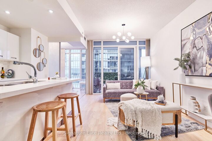 Property Photo:  88 Park Lawn Road 1210  ON M8Y 0B5 