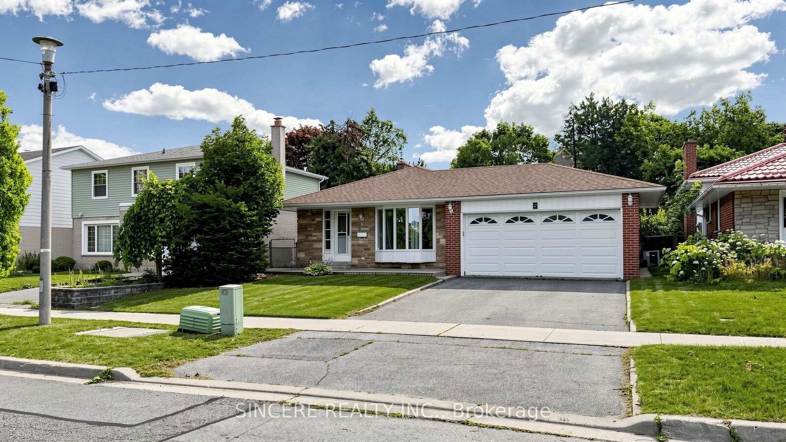Property Photo: 5 Glendower Circuit ON M1T 2Y9