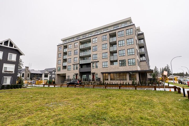 15738 85 Avenue 506 — photo 1