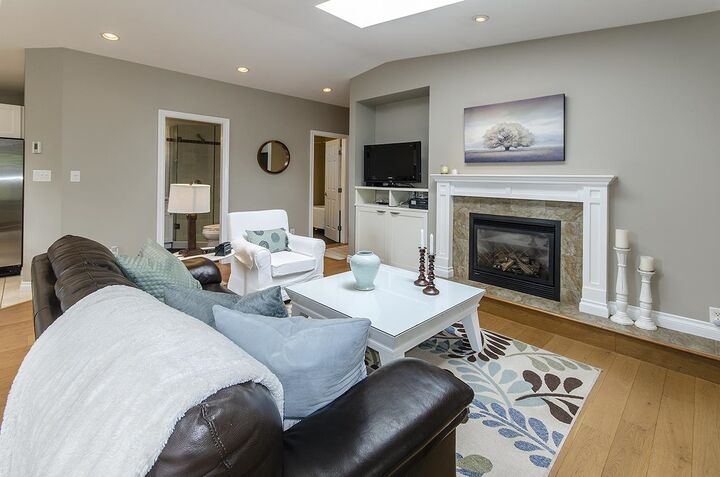 Property Photo:  2233 Alden Lane  BC V7P 2J7 