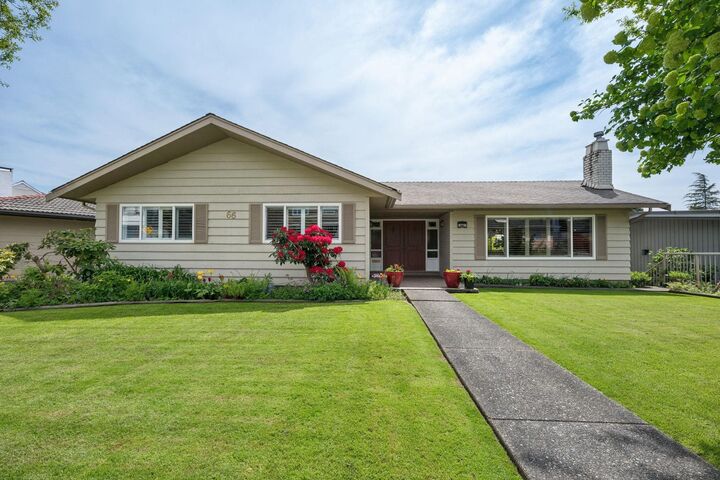 66 Courtney Crescent — photo 1