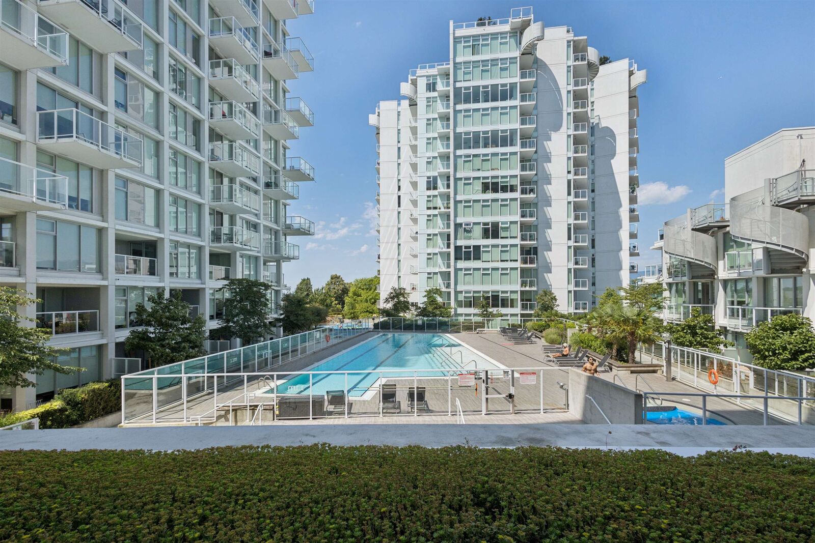Property Photo:  2220 Kingsway Street 531  BC V5N 0G4 
