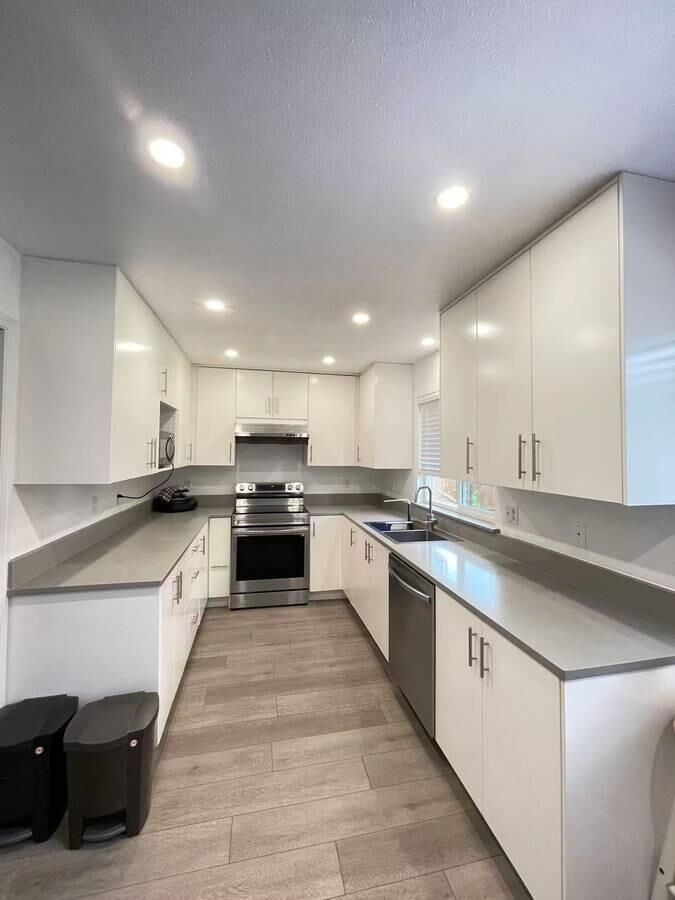 Property Photo:  2900 Burton  BC V3C 5B3 