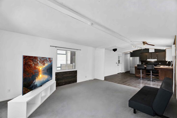 Property Photo: 819 Britannia Way BC V8B 1J2