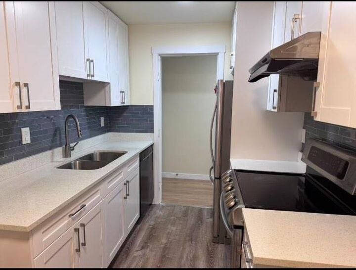 Property Photo: 7295 Moffatt Road 327 BC V6Y 1X9