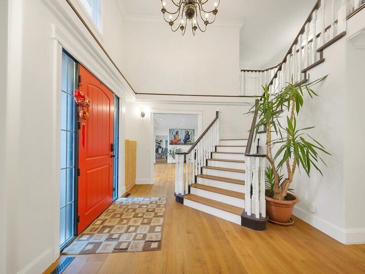 Property Photo: 17923 20 Avenue BC V3Z 9V2
