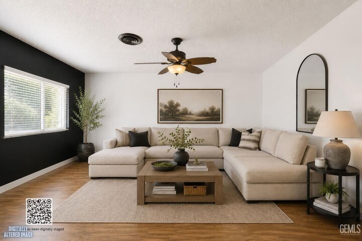 Property Photo: 6621 Vancouver Drive CA 93309