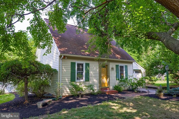 Property Photo:  2264 Nicholson Square Drive  PA 17601 