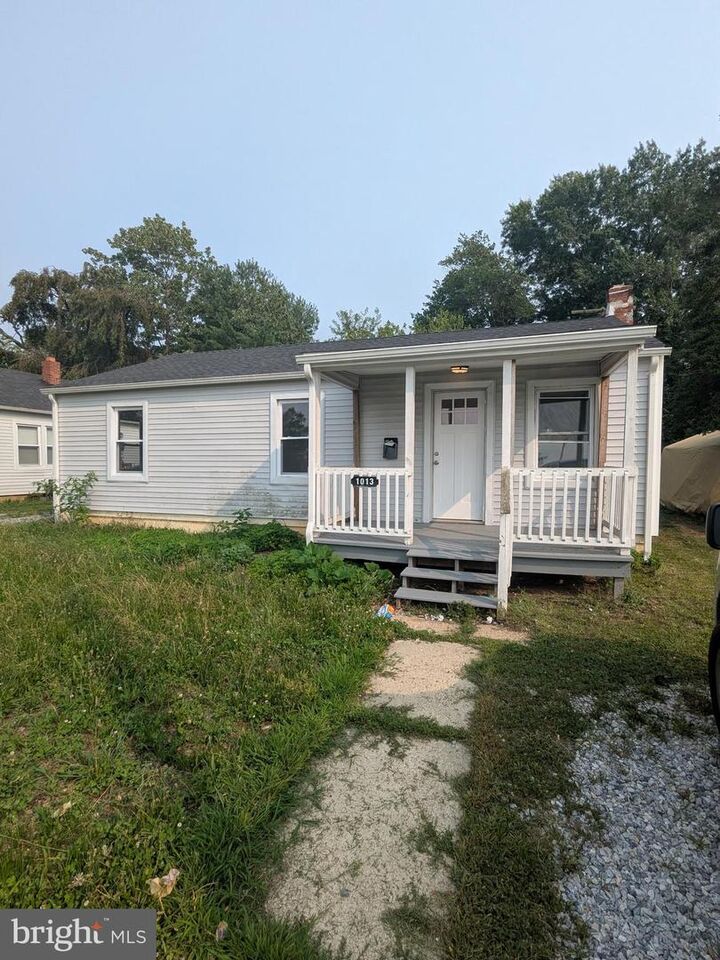 Property Photo:  1013 School Lane Road  NJ 08302 