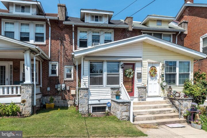Property Photo:  218 Buchanan Street  PA 19460 