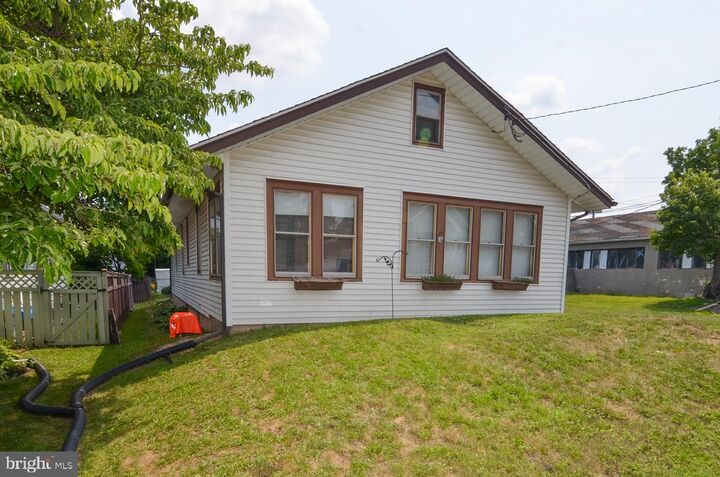Property Photo:  40 Lansing Avenue  NJ 08619 