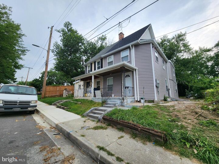Property Photo:  523 Wellesley Street  MD 21229 