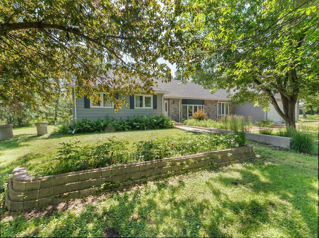 Property Photo: 351 Third Street South MB R0E 0C0