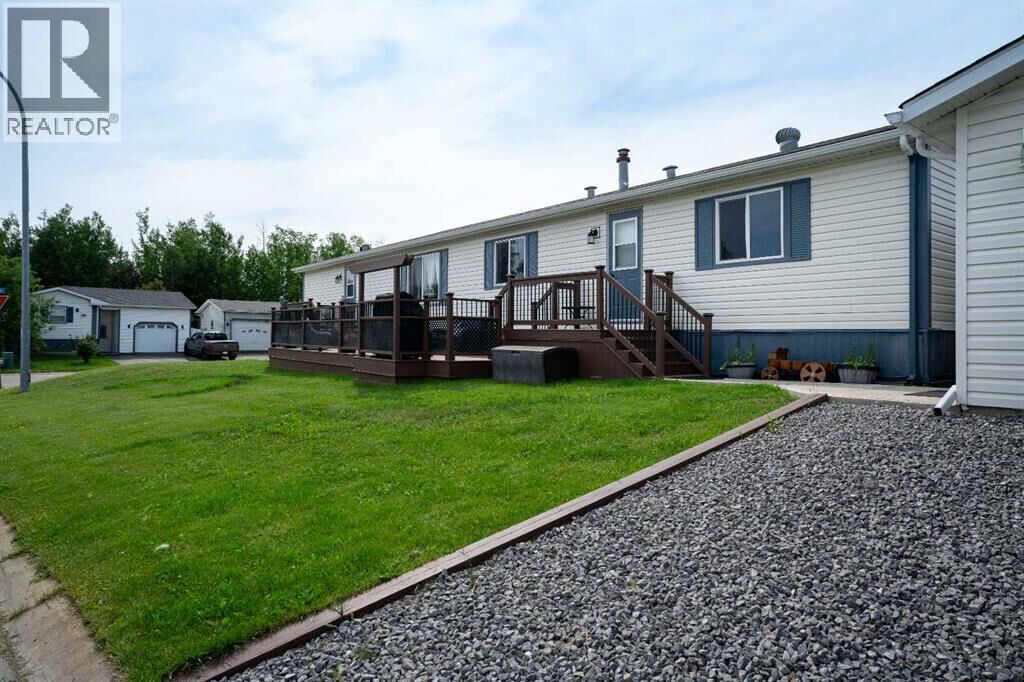 Property Photo:  161 Harpe Way  AB T9K 2K6 