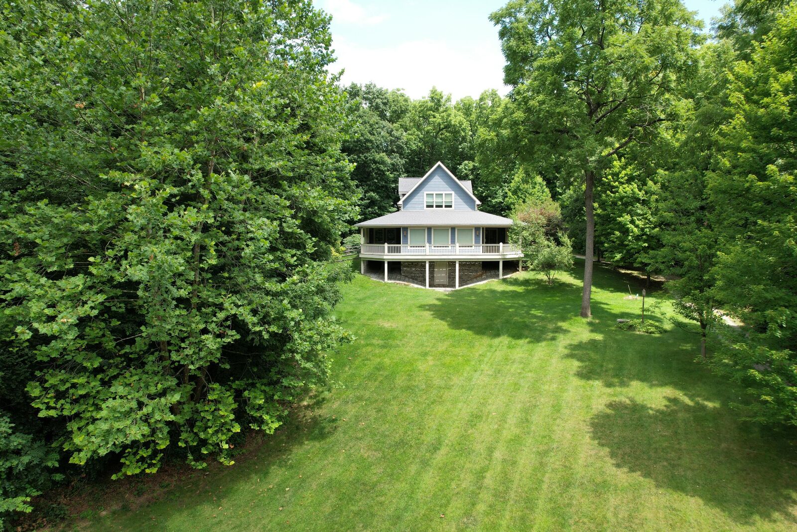 Property Photo:  1010 W Herr Road  OH 43078 