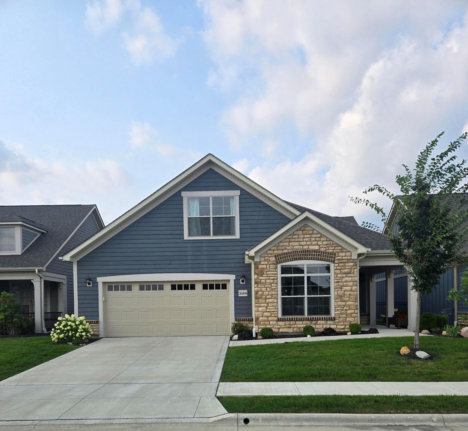 Property Photo: 3146 Squier Loop OH 43065