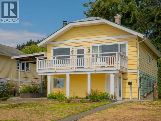5370 Laburnum Ave — photo 1